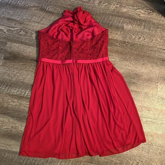 David’s Bridal Burgundy Lace Halter Bridesmaid Dress Size 14 Wedding Guest - Picture 4 of 10